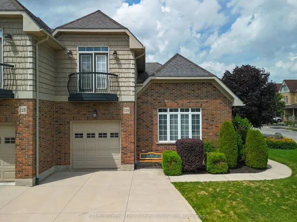 123 Long Dr, Stratford, ON N5A 7Y9