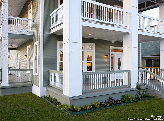 3rd image of 1244 Iowa St