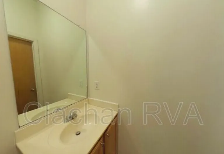 301 Goshen St #1B — Photo 3