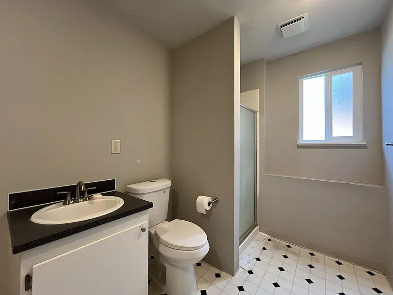 3919 SE Monroe St — Photo 41