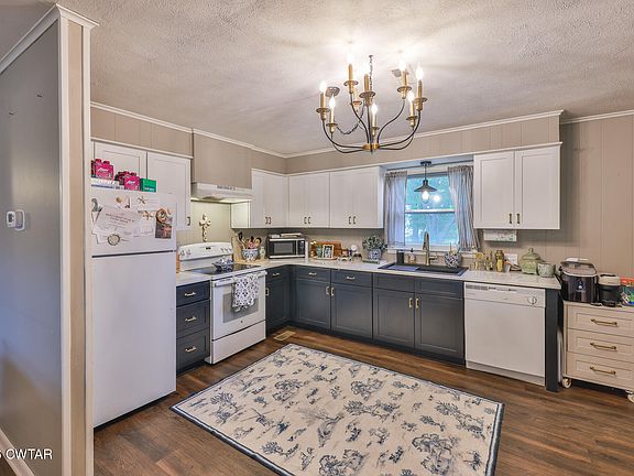 5th image of 105 Meadowbrook Dr