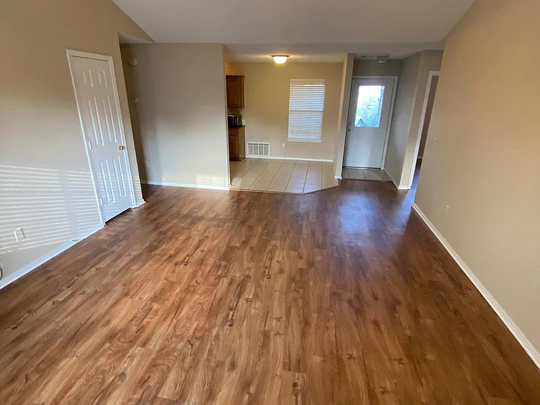 1347 S Camellia Ln — Photo 8