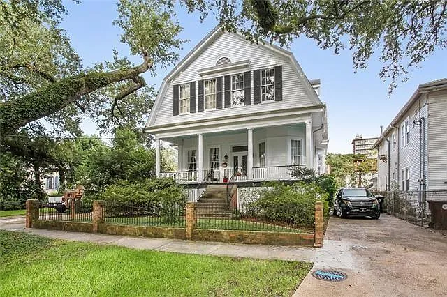 1 bed, 1.0 bath, 441 sqft, $1,295 — Photo 1