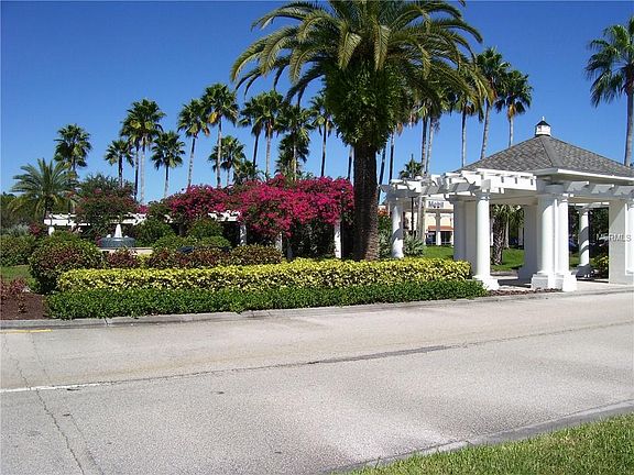 4th image of 2470 Magnolia Cir