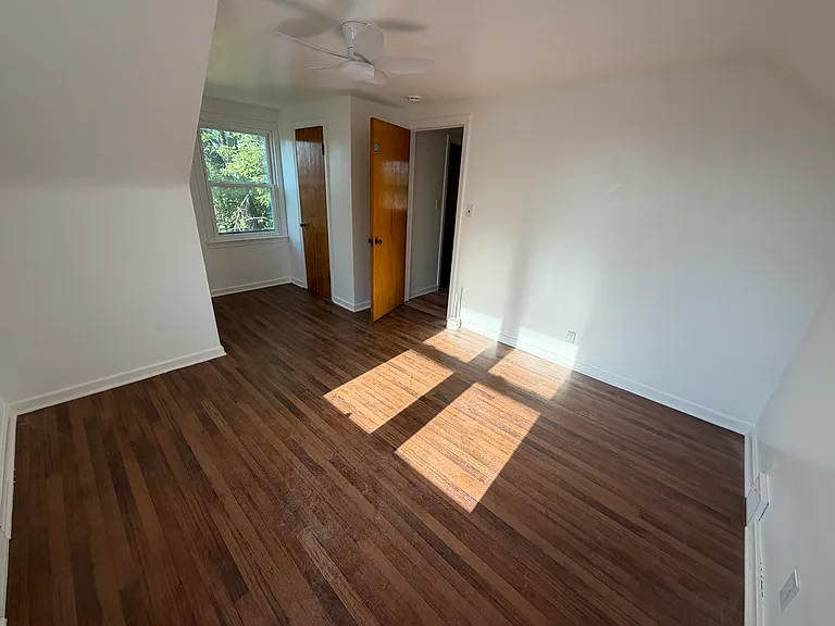 325 Meyer Rd — Photo 15