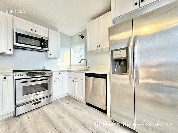3rd image of 2360 W Washington Blvd #4