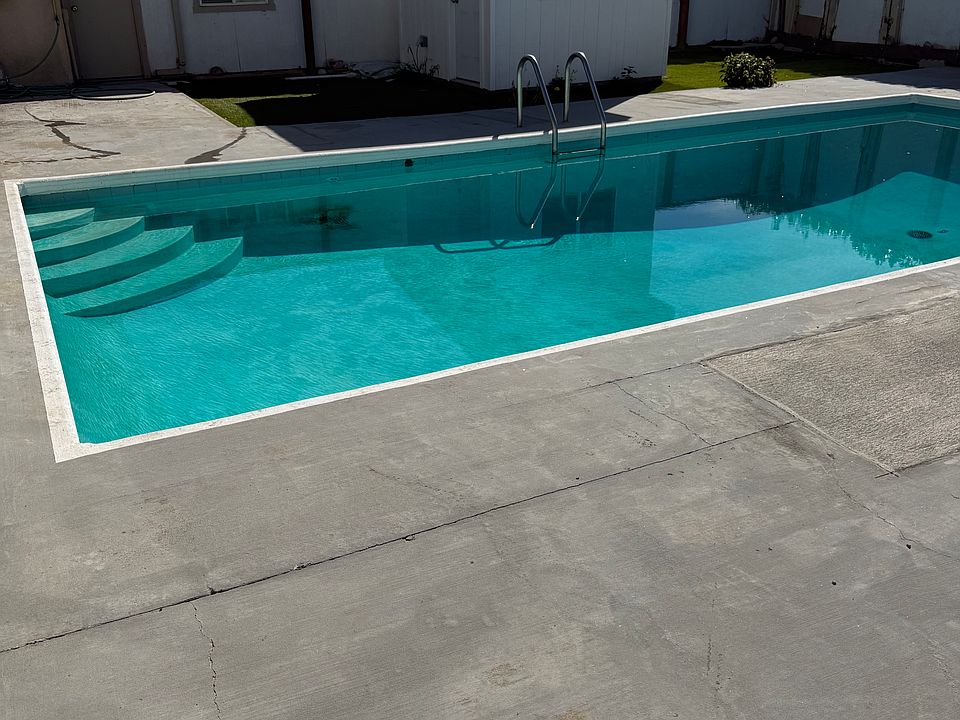 1st image of 1375 Boles Ct #1
