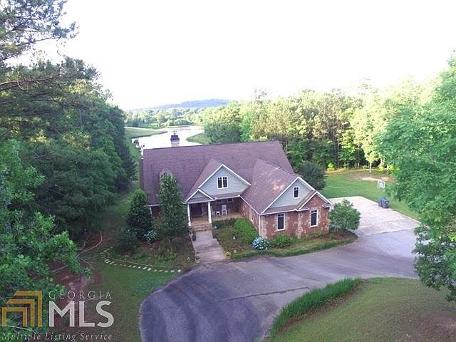 2nd image of 136 Meansville Rd