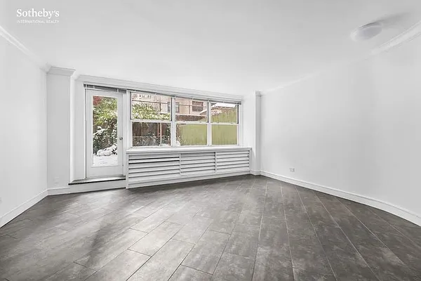 Sold by Sotheby's International Realty | media 3