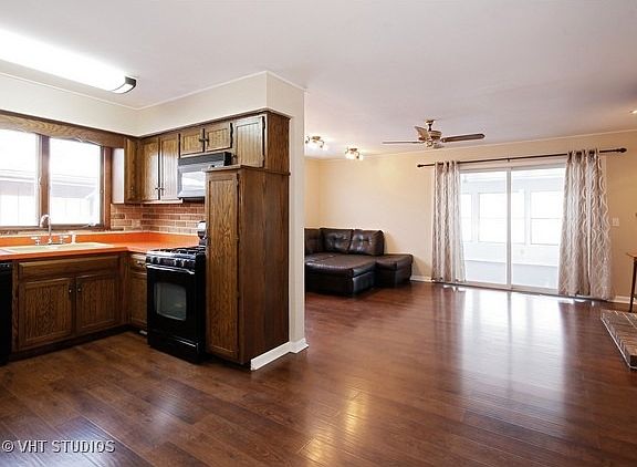 5th image of 475 N Irving St