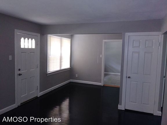 5th image of 7037 Greenhaven Dr