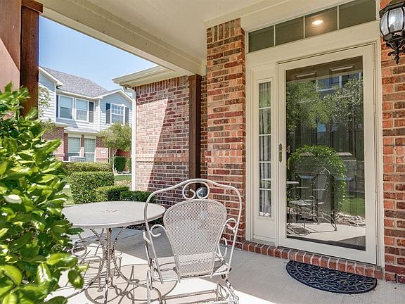 4th image of 2300 Stonepark Pl