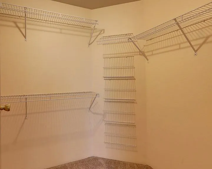901 Sunset Blvd NE #D213 — Photo 12
