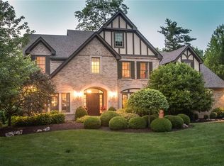 9 Stacy Dr, Saint Louis, MO 63132