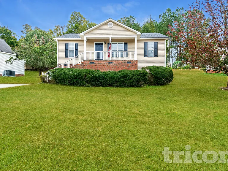 1203 Delham Rd — Photo 1