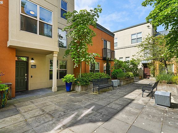 5th image of 6279 NE Carillion Dr Unit 102