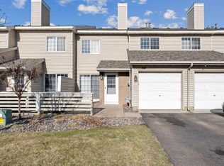 13171 Meadowood Curv NW APT 118, Coon Rapids, MN 55448