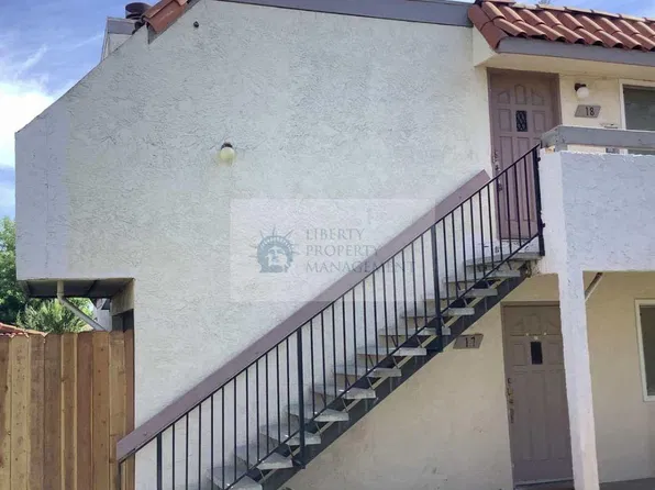 1250 Pioneer Ave APT 18, Turlock, CA 95380