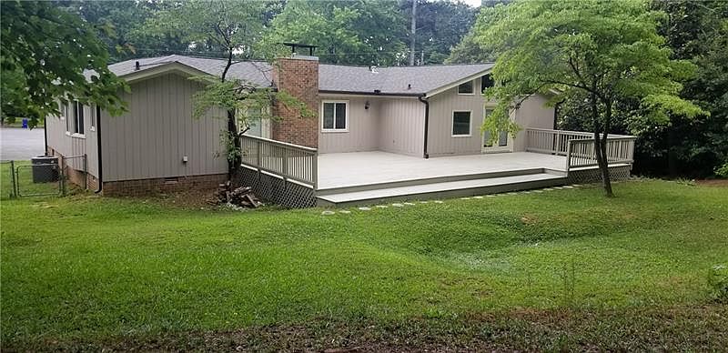 2nd image of 4186 Chestnut Ridge Dr