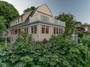 420 Ocean Ave, Marblehead, MA 01945