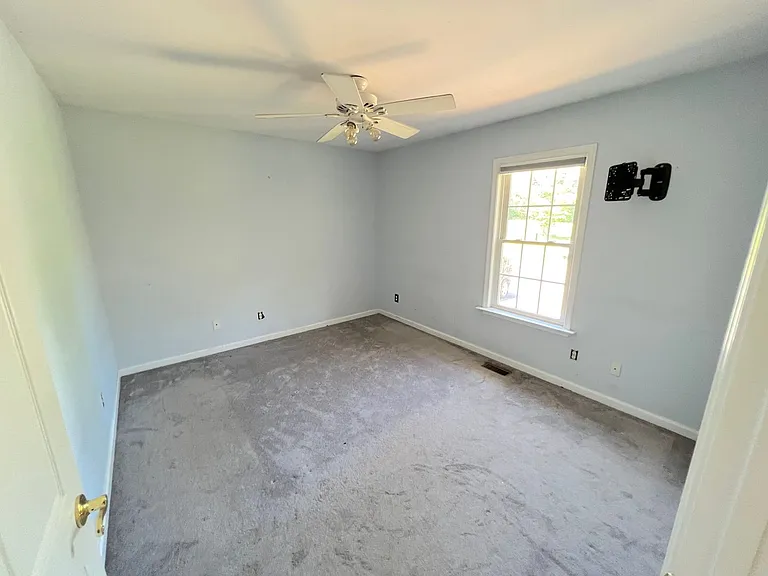 121 Abe Rd — Photo 15