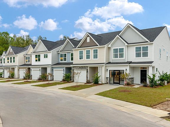5th image of 450 Duskywing Dr