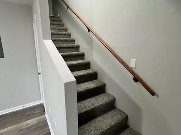 31 Hurley St #20, Berea, KY 40403