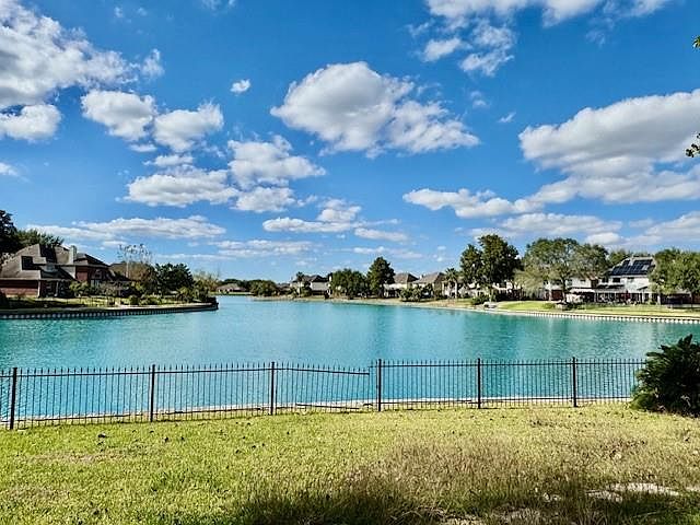 1st image of 6806 Sable River Ct