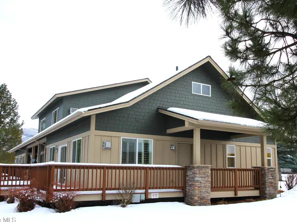 15 Chardonnay Dr #A, Blanchard, ID 83804