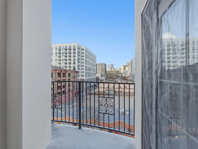 300 W 11th Ave #6J — Photo 21