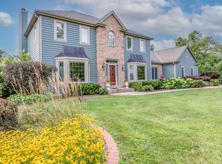 349 Wood Side Ct, Oconomowoc, WI 53066