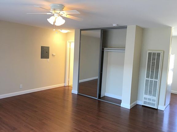 3rd image of 460 N Winchester Blvd APT 9