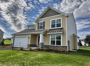 147 Bellows Dr, Carlisle, PA 17015