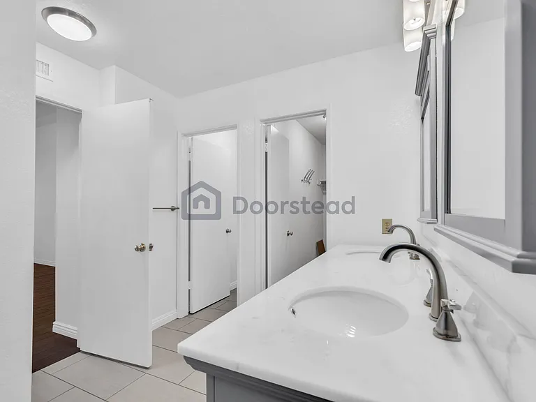 11018 Charleston St — Photo 33