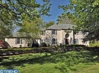 1090 Victor Ln, Bryn Mawr, PA 19010