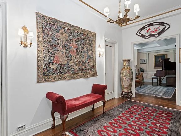 4th image of 1100 Park Ave #3B