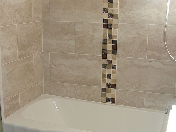 4th image of 928 9th Ave S APT 3