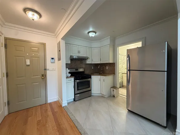 40-45 68th Street #2, Woodside, NY 11377