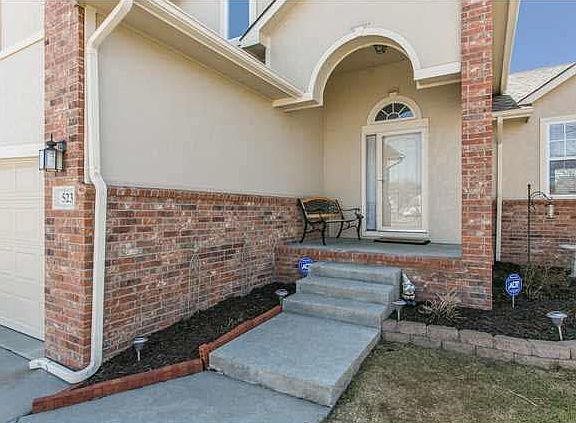 2nd image of 523 W Jamestown Ct