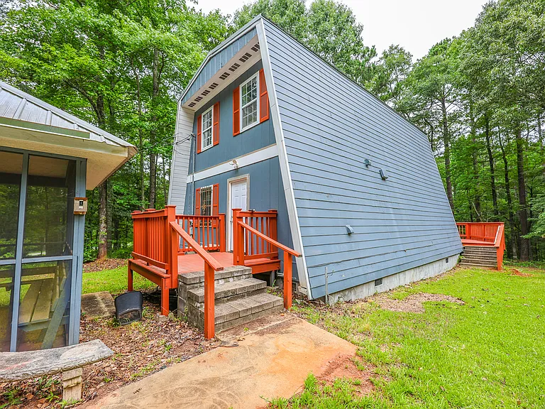 168 Williams Rd — Photo 4
