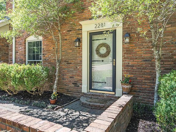 2nd image of 2281 Windy Oaks Dr
