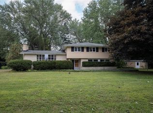 1280 E Laray Dr, Alden, NY 14004