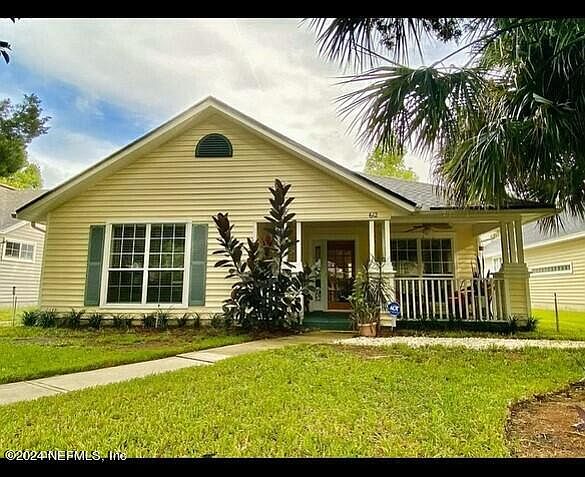 1st image of 612 PARADISE Court
