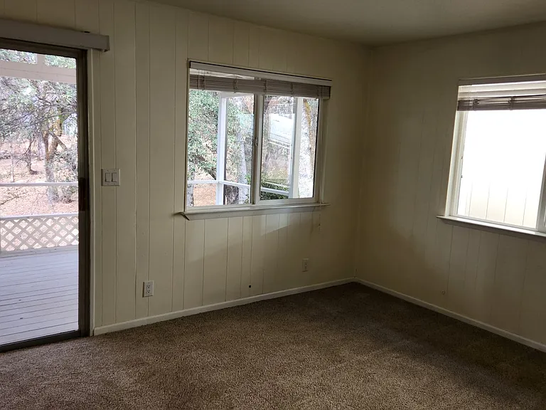 14346 Knobcone Dr — Photo 11