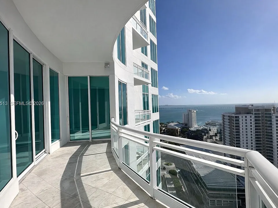 900 Brickell Key Blvd #2405