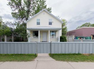 1312 4th Ave N, Lethbridge, AB T1H0L2