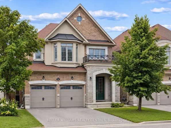 668 McGregor Farm Trl, Newmarket, ON L3X 0H3