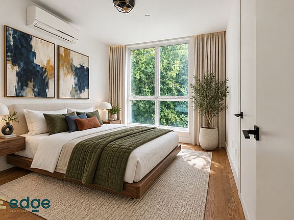 5th image of 1266 Pacific St #4E