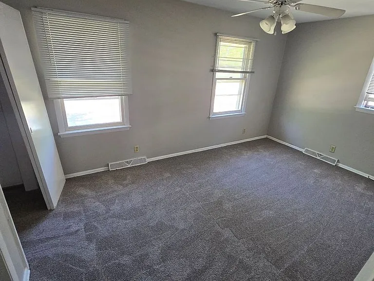 8576-8578 N 107th St. (Townhouse) — Photo 12