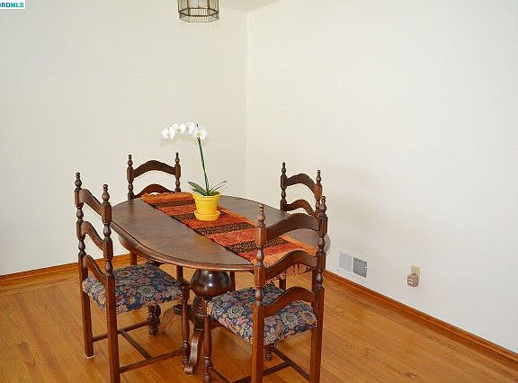 4th image of 5632 Hazel Ave